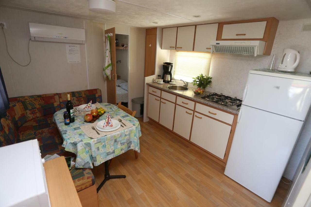 Mobile Homes Dole Živogošće Exteriör bild